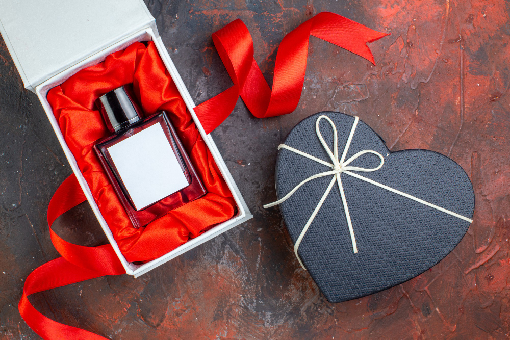 Valentine’s Gift Fashion Accessories Perfume